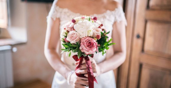 Wedding Bells Approaching: Bridal Makeup Tips for 2019 – Get Set Happy