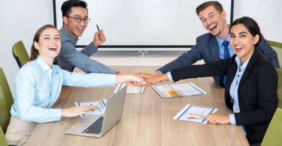 8 Tips to Boost Productivity through Team Empowerment