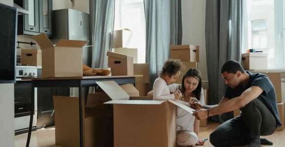 5 Hacks to Make Moving House a Walk in the Park