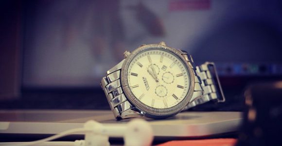 What are the famous watches qualities?