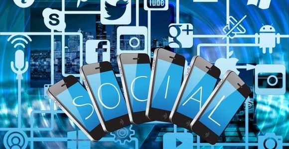 How To Successfully Market Medical Products In Social Media