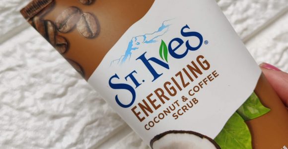 St.Ives Energizing Coconut and Coffee Scrub Review