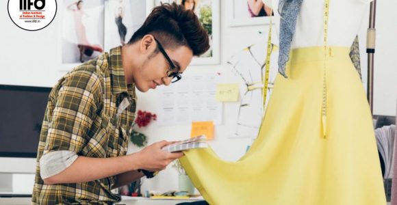 Looking to Get into Fashion School? Use These Tips
