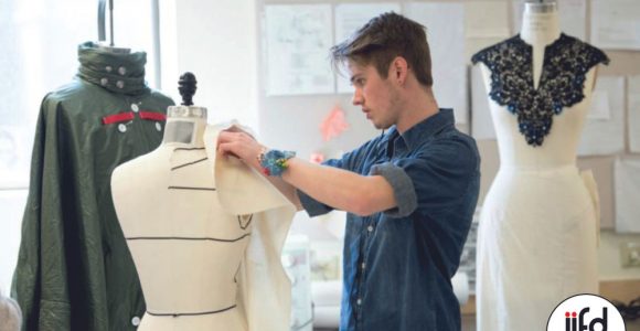 Become Well settle in Life by Choosing Fashion Design Courses And Earn Enough Income