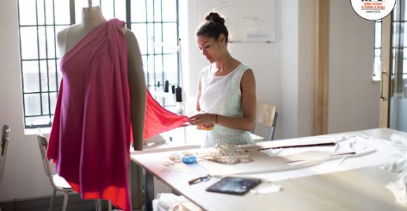 Five Key Positions to Make Money in the Fashion Industry: The Fashion & Design Jobs