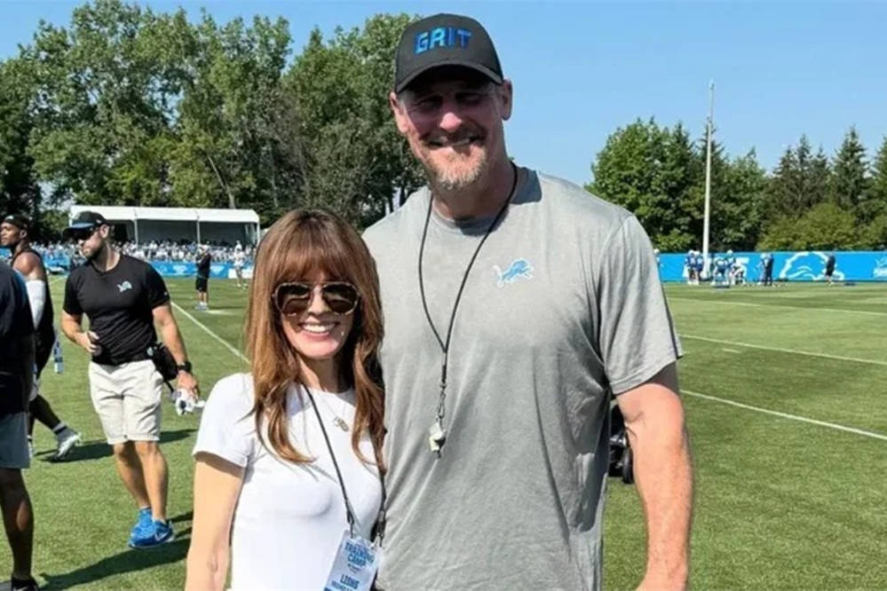 Dan campbell wife